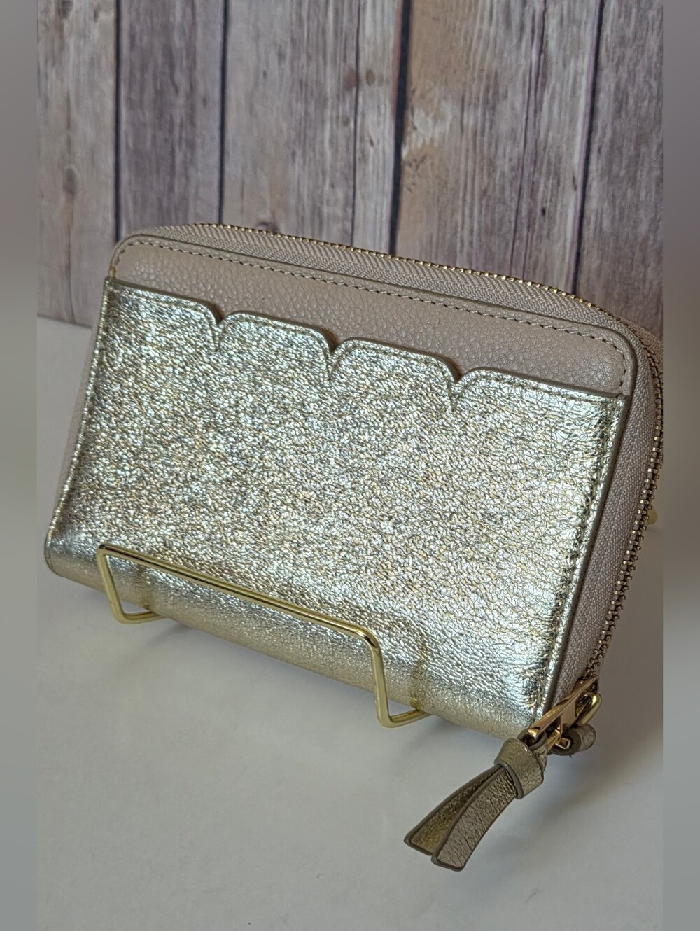 LOW START Tory Burch Metallic Gold Leather Zip Wallet Dust Bag Included - Picture 4 of 12